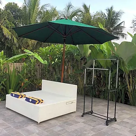 Kubu Selat Villa